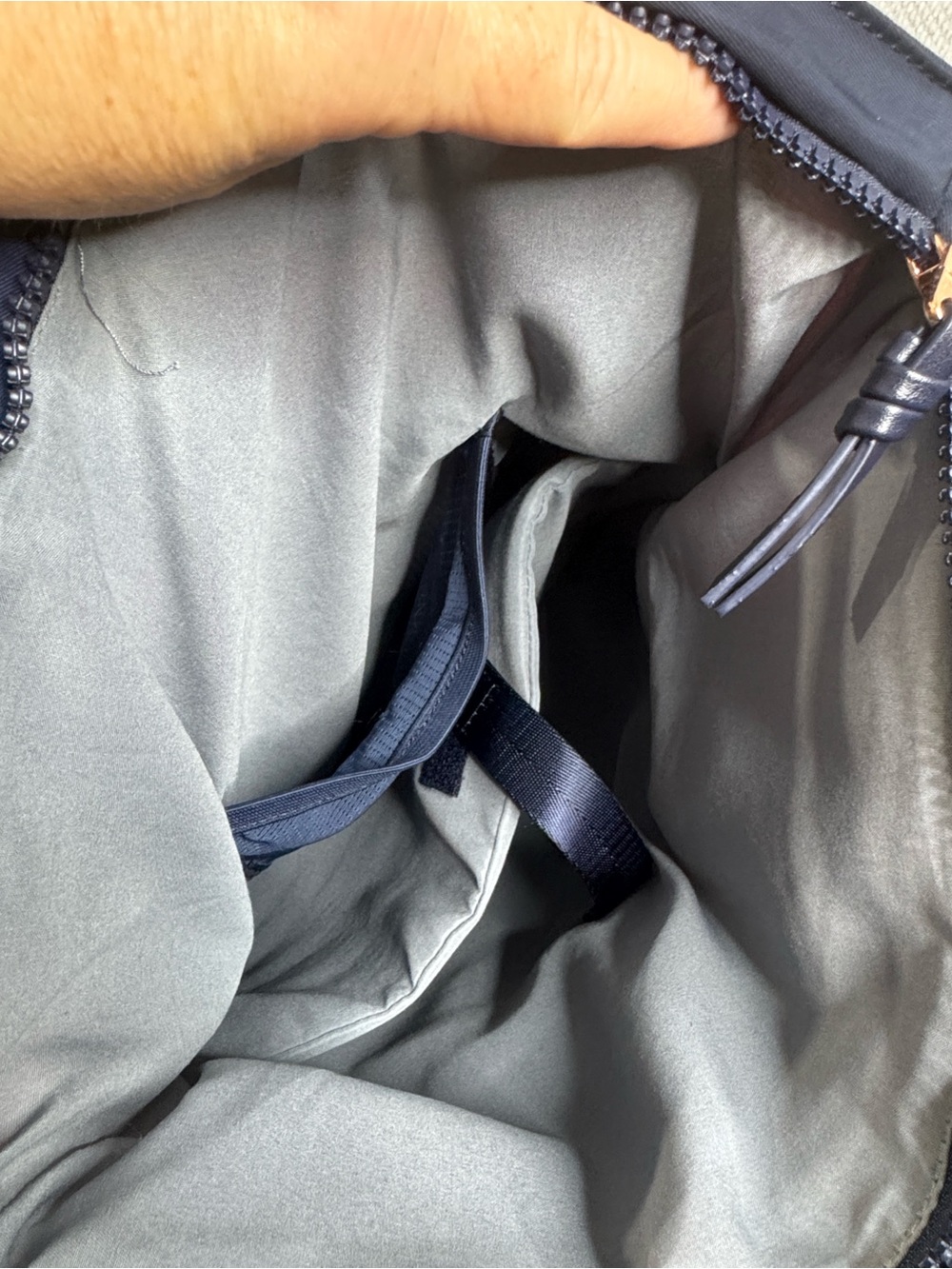 Calia By Carrie Underwood Tote / Travel Nylon Navy Blue - Picture 11 of 12